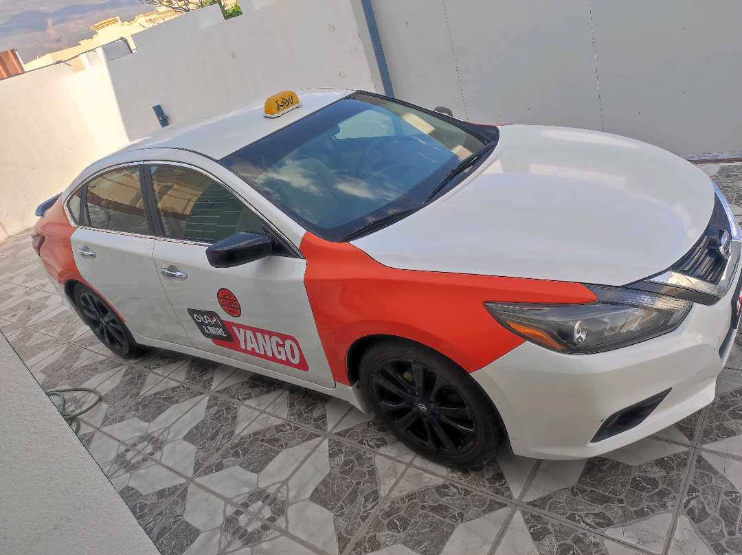 Car Image 2017 NISSAN ALTIMA SR
