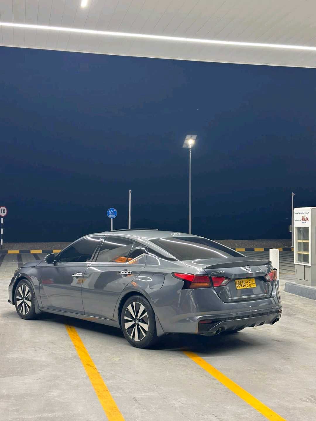 Car Image 2019 NISSAN ALTIMA SL