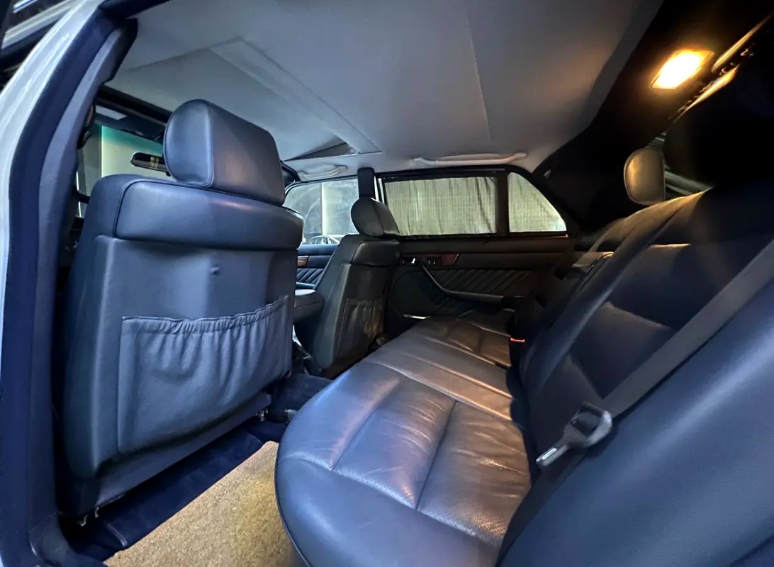Car Image 1989 MERCEDES S Class 560