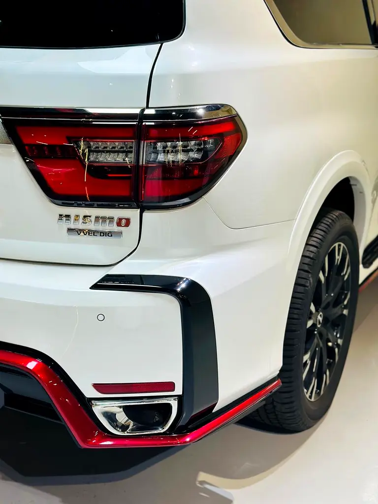 Car Image 2017 NISSAN PATROL Nismo