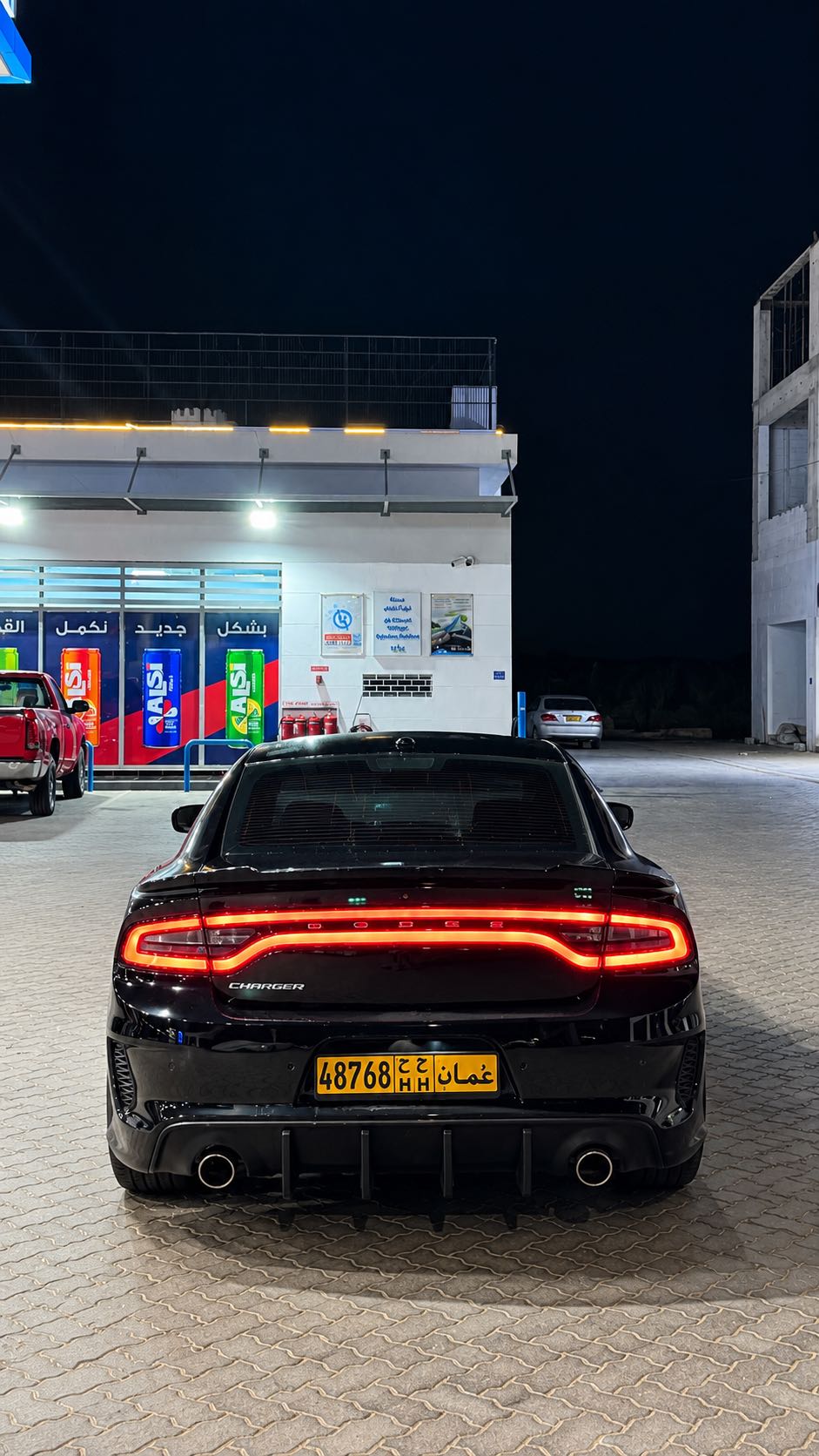 Car Image 2019 DODGE CHARGER SXT