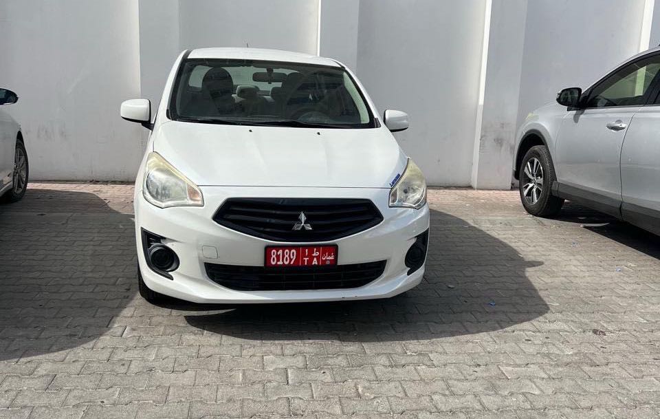 MITSUBISHI ATTRAGE 2017
