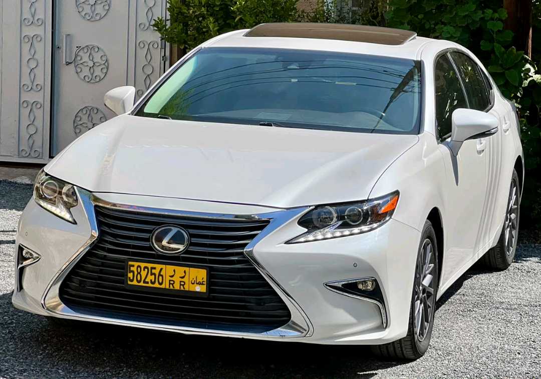 Car Image 2018 LEXUS ES 350