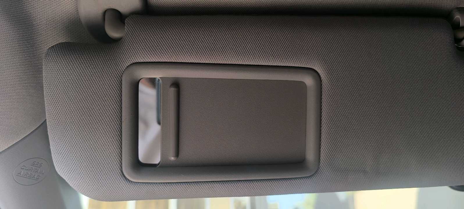 Car Image 2017 TOYOTA CAMRY XSE