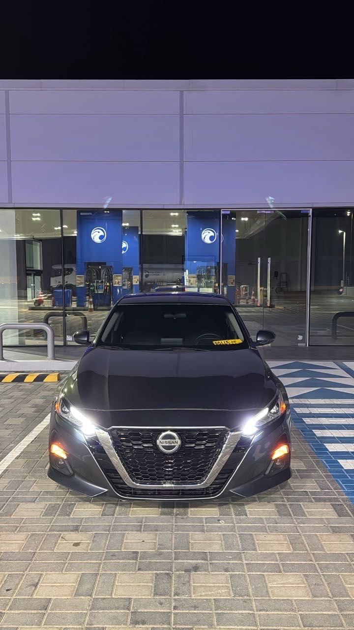 Car Image 2019 NISSAN ALTIMA S