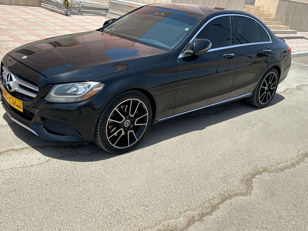 Car Image 2016 MERCEDES C Class 300