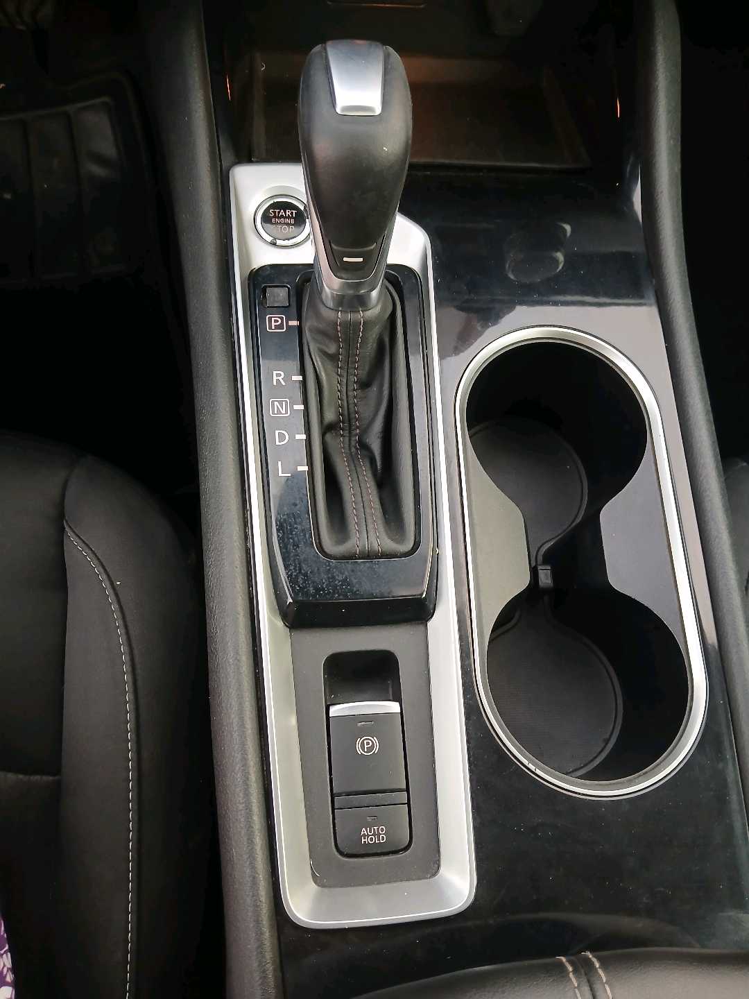 Car Image 2021 NISSAN ALTIMA SV