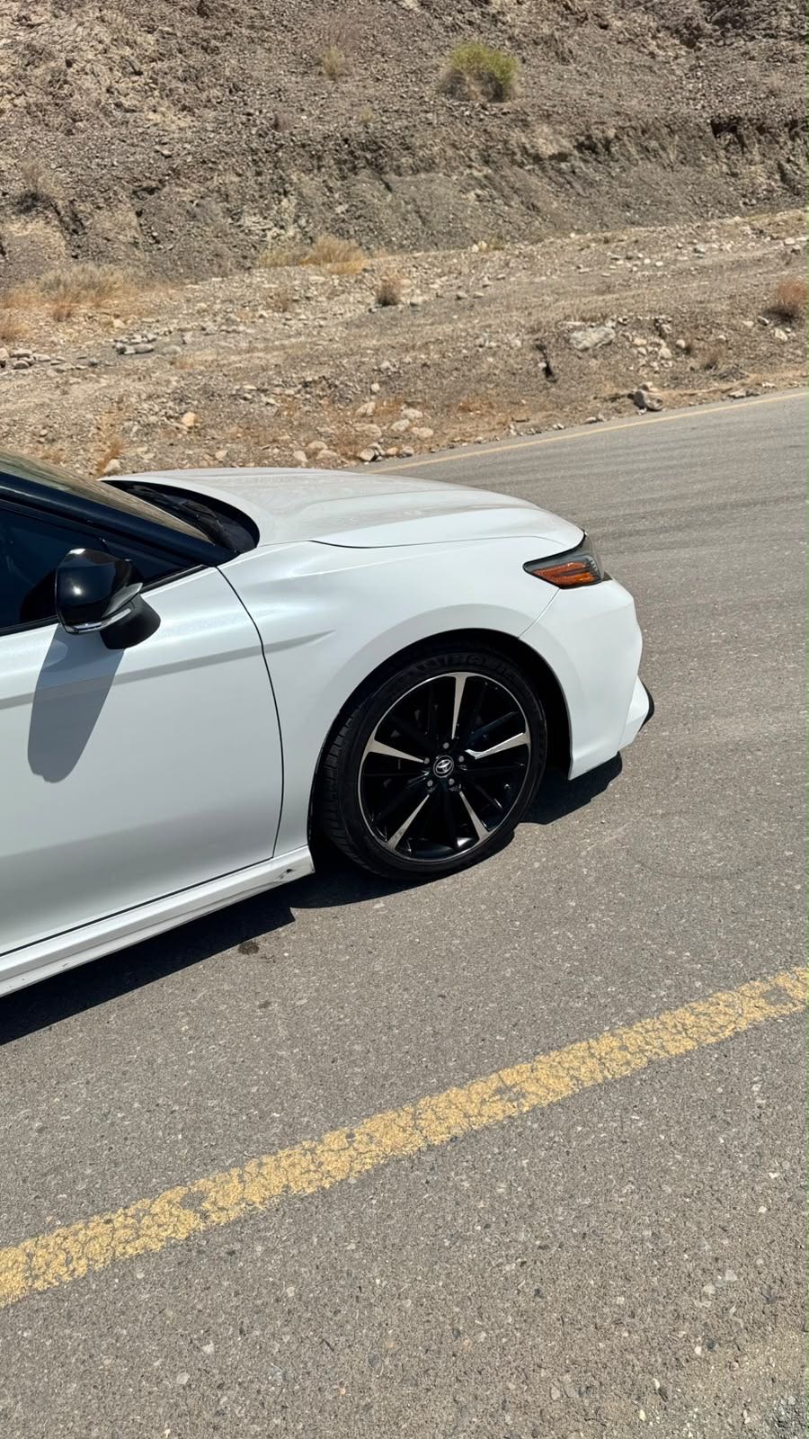 Car Image 2019 TOYOTA CAMRY XSE