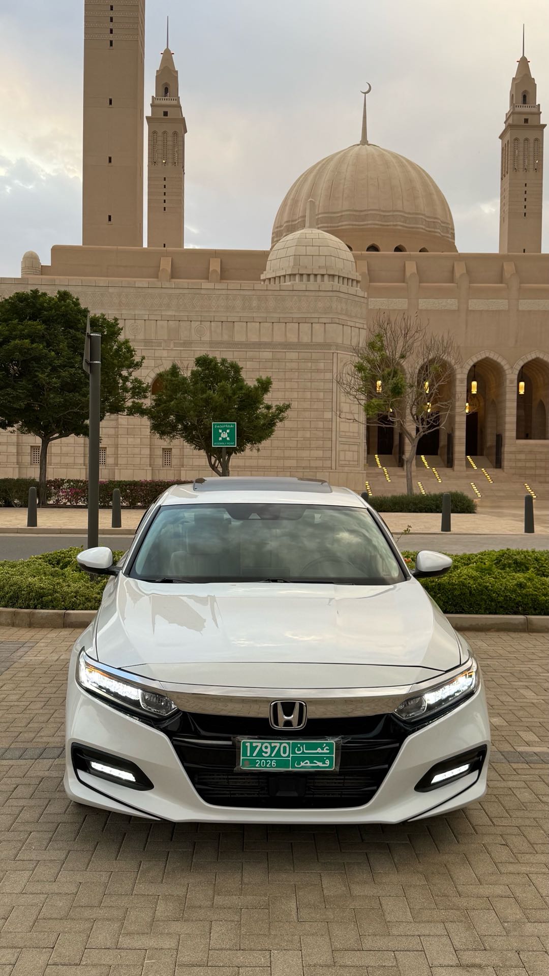 Car Image 2018 HONDA ACCORD EXL