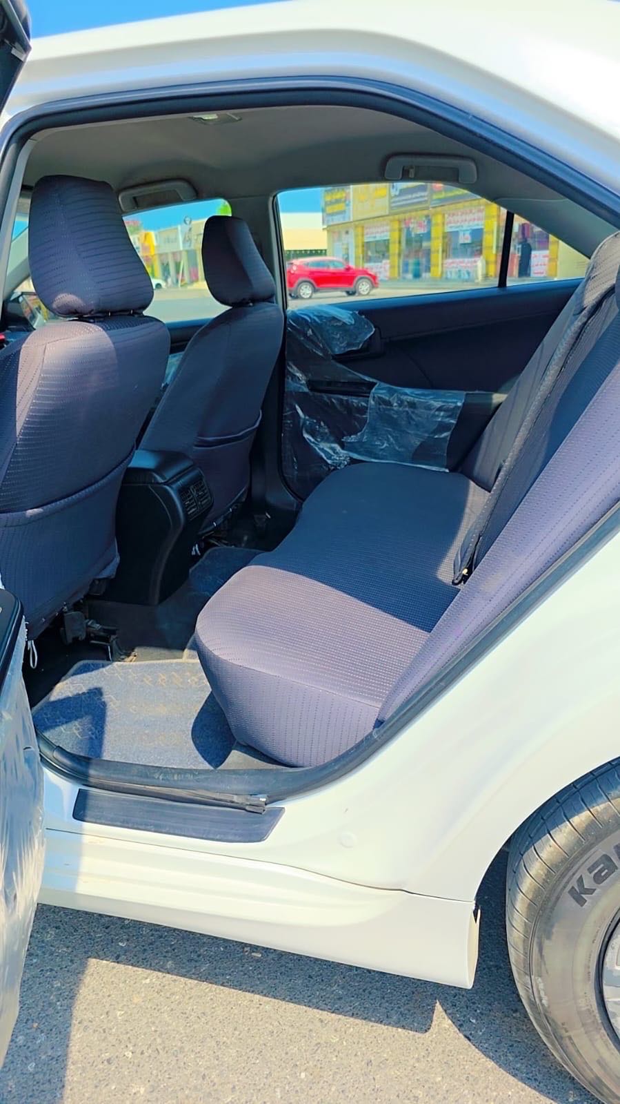 Car Image 2014 TOYOTA CAMRY GL