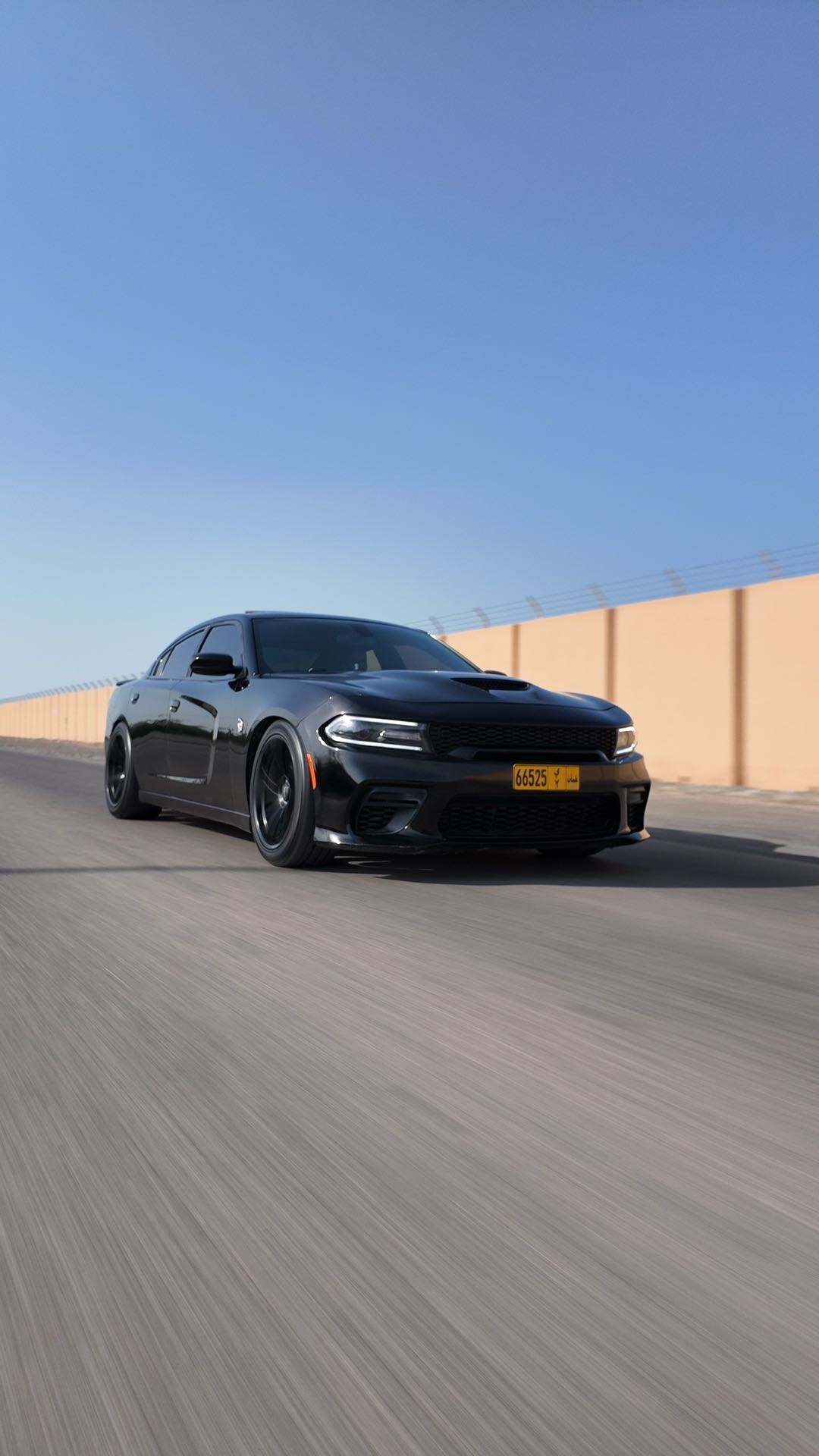 Car Image 2019 DODGE CHARGER SXT