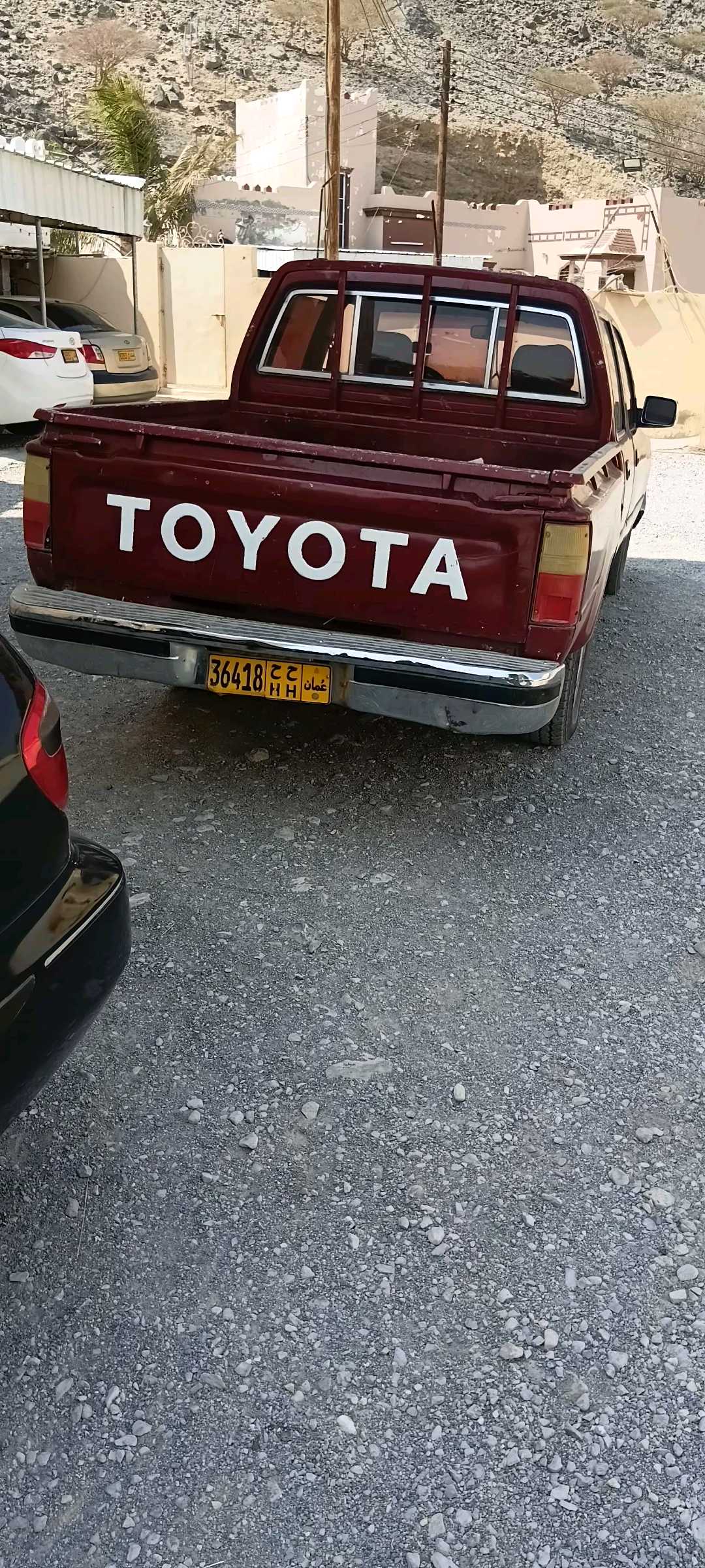 Car Image 1993 TOYOTA HILUX 