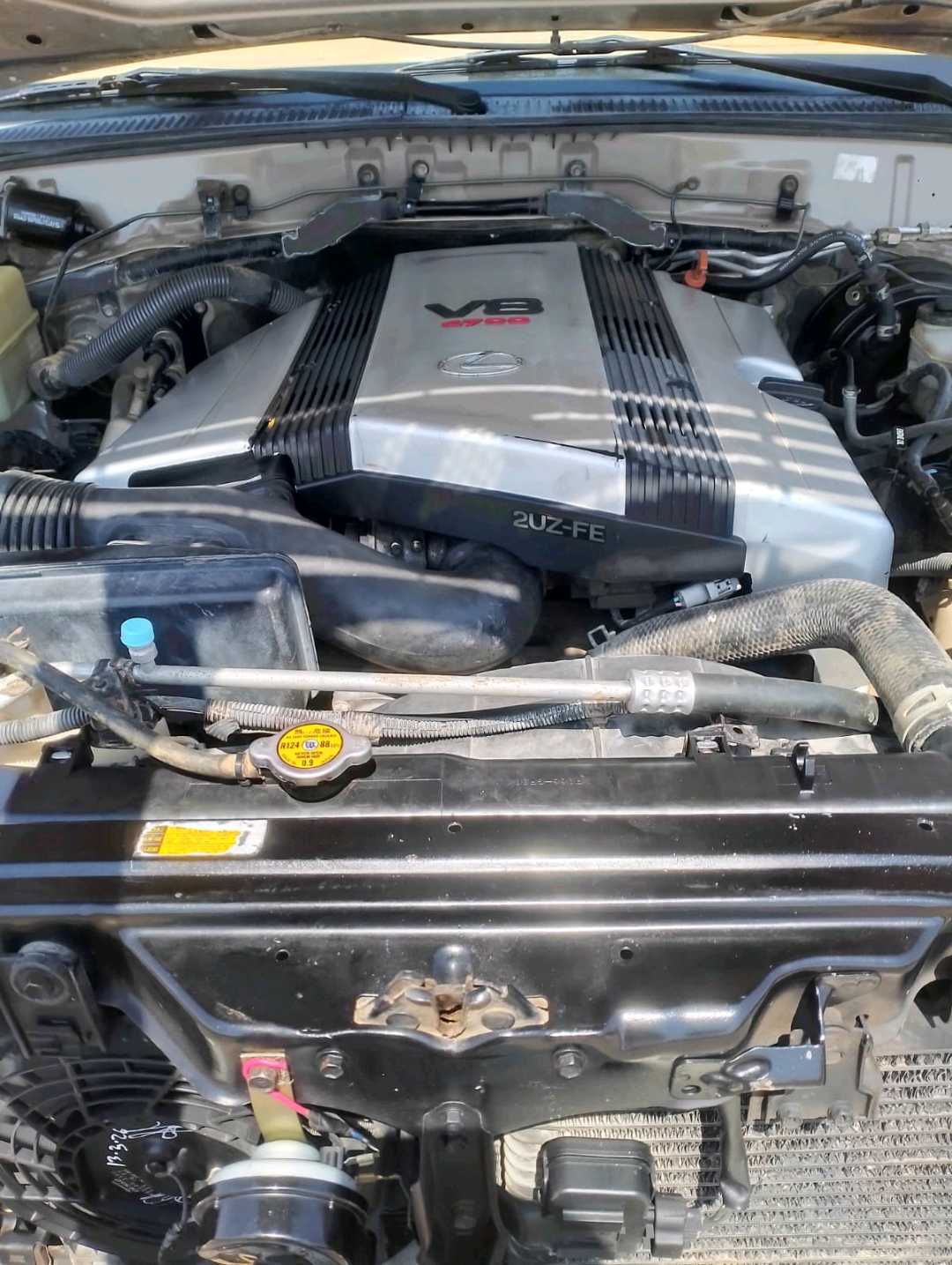 Car Image 1999 LEXUS LX 470