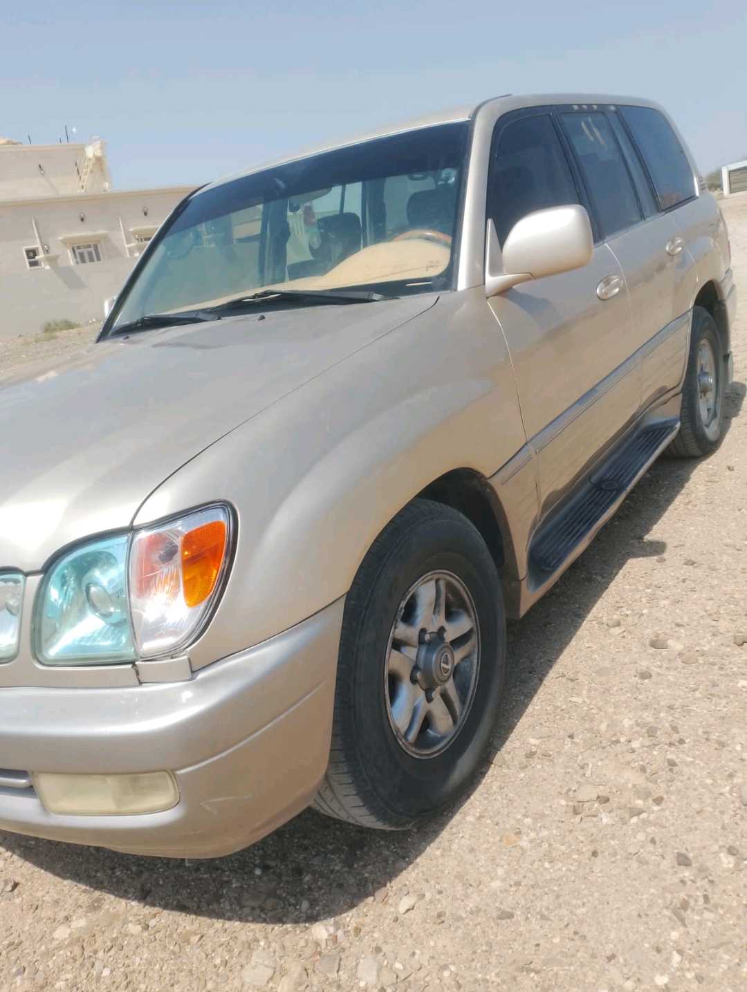 Car Image 1999 LEXUS LX 470