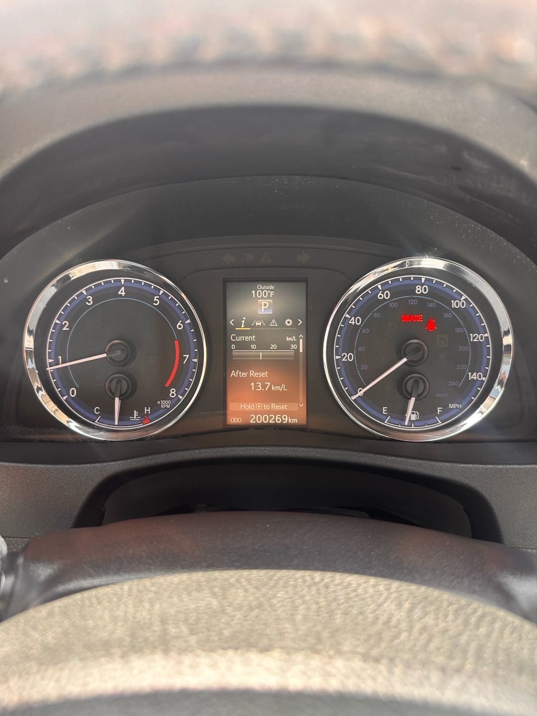 Car Image 2018 TOYOTA COROLLA SE