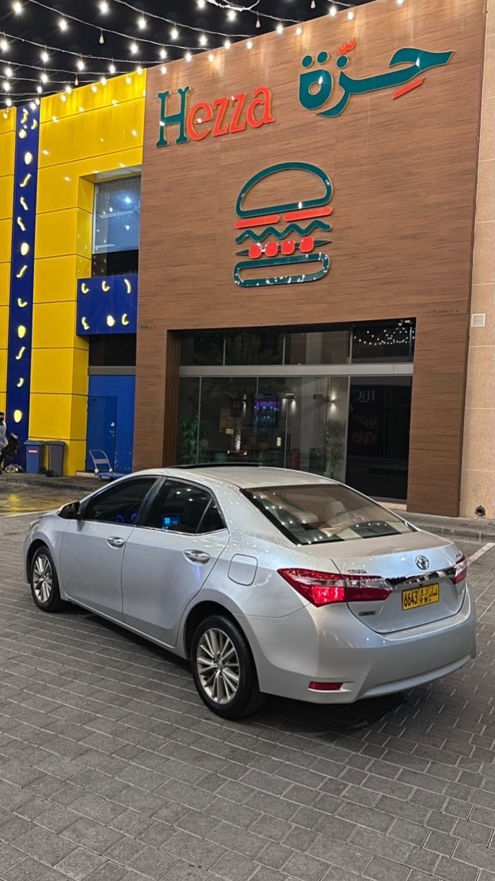 TOYOTA COROLLA GLI 2015