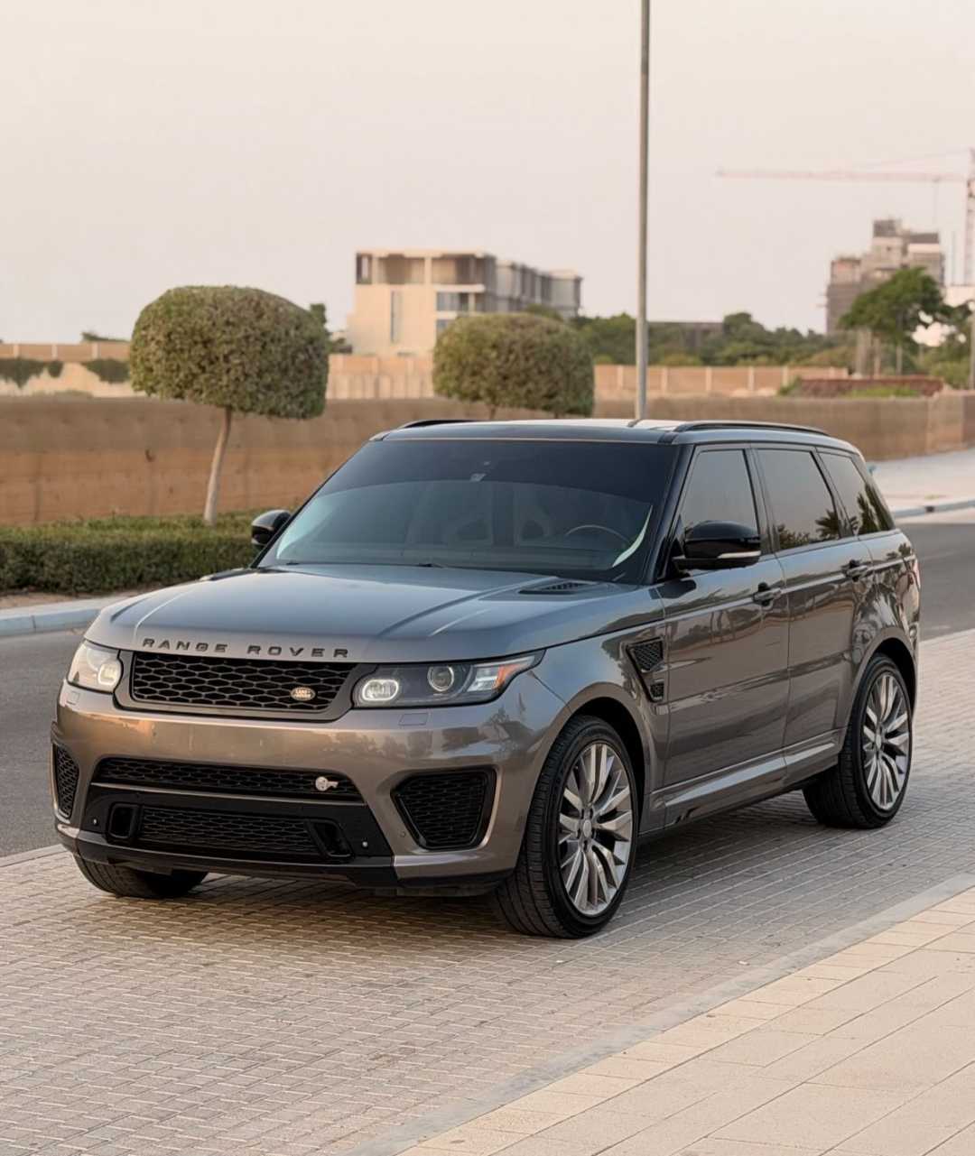 Car Image 2016 LAND ROVER SPORT 