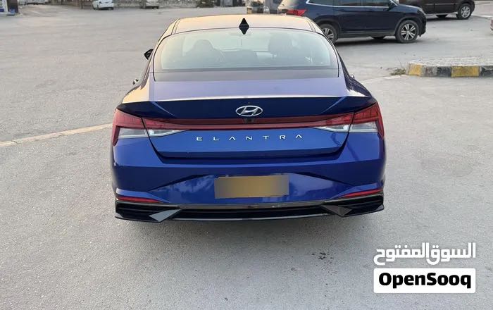 HYUNDAI ELANTRA 2023