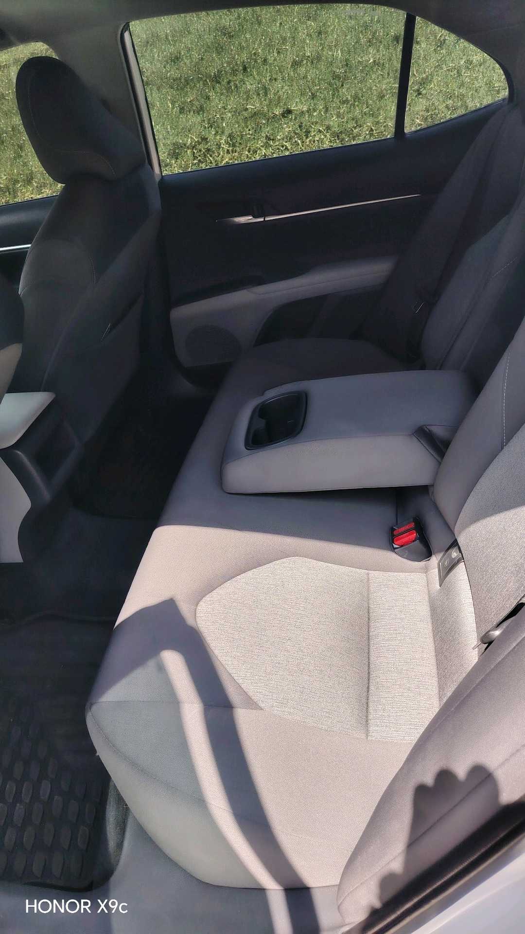 Car Image 2022 TOYOTA CAMRY LE