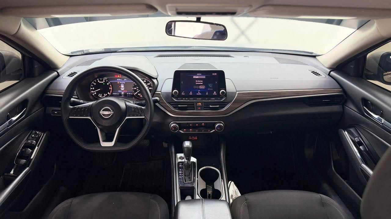 Car Image 2023 NISSAN ALTIMA SV