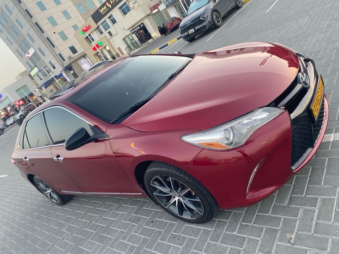 Car Image 2017 TOYOTA CAMRY XSE