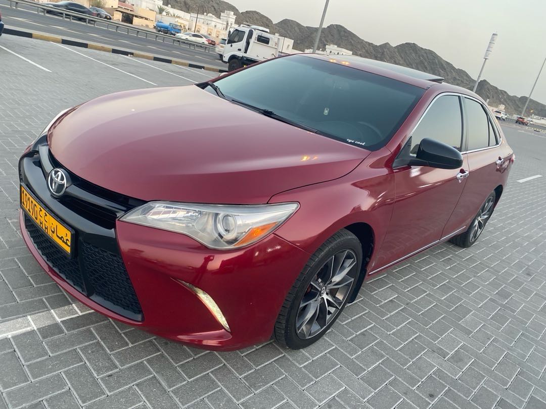 Car Image 2017 TOYOTA CAMRY XSE