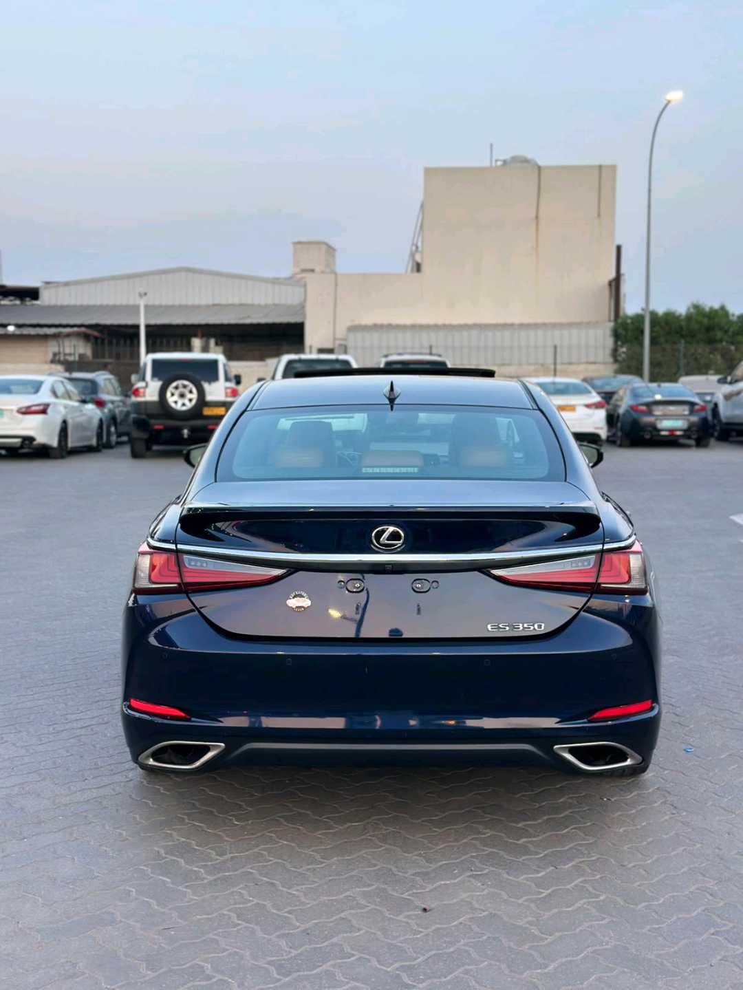Car Image 2019 LEXUS ES 350