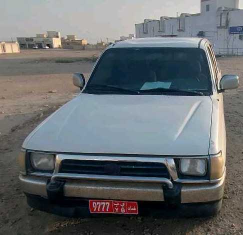 Car Image 1998 TOYOTA HILUX 2.0