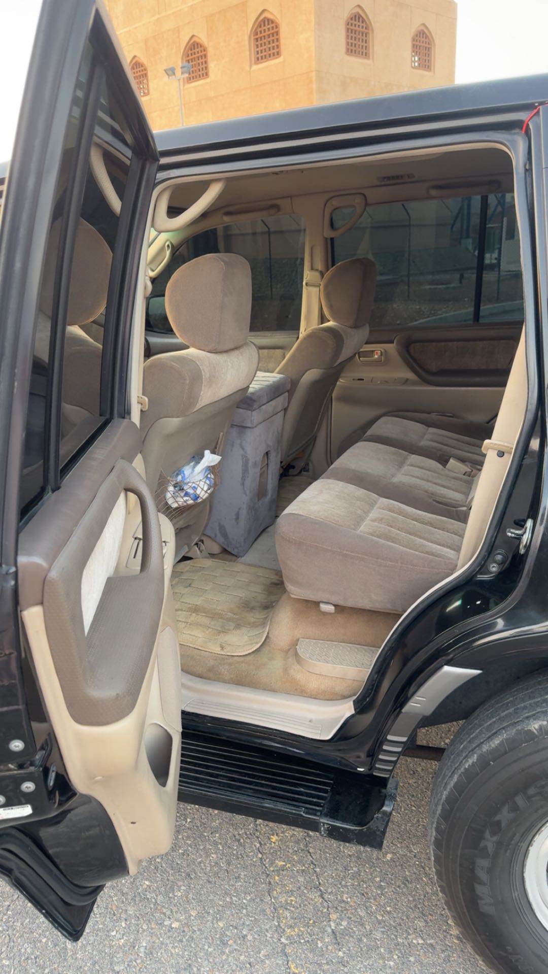 Car Image 1999 TOYOTA LAND CRUISER VX.R