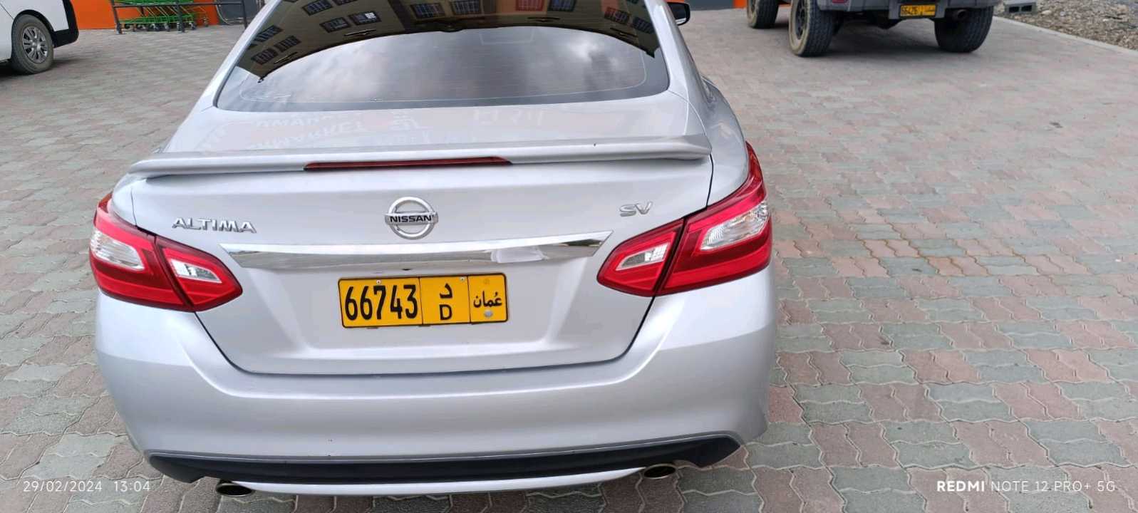Car Image 2017 NISSAN ALTIMA SV
