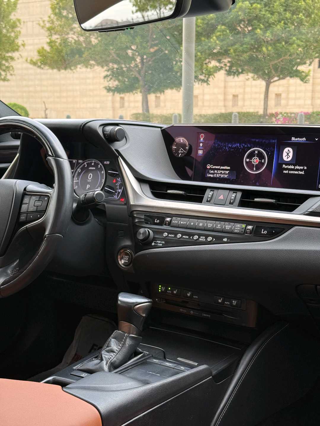 Car Image 2020 LEXUS ES 350