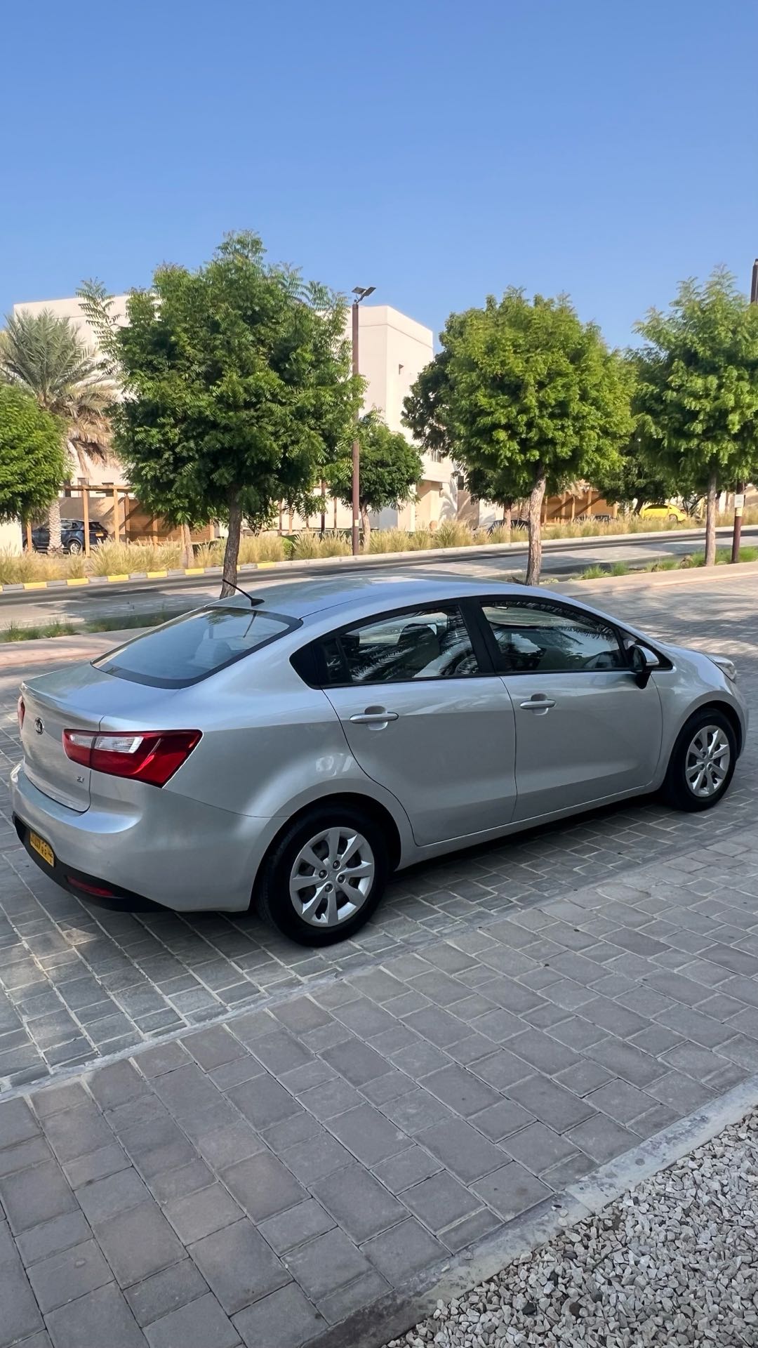 Car Image 2015 KIA RIO EX