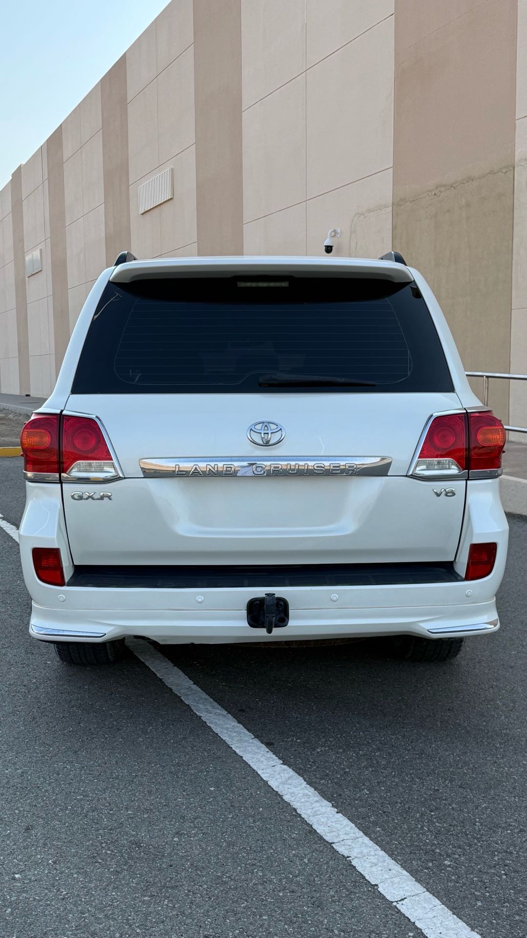 Car Image 2015 TOYOTA LAND CRUISER VX.R