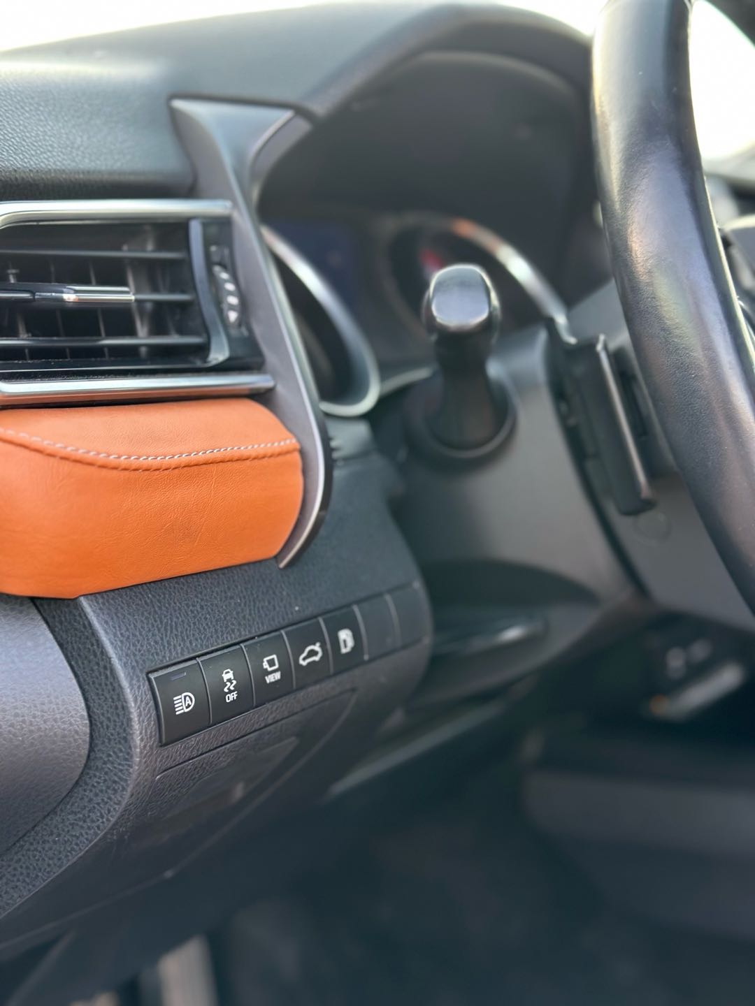 Car Image 2018 TOYOTA CAMRY XSE