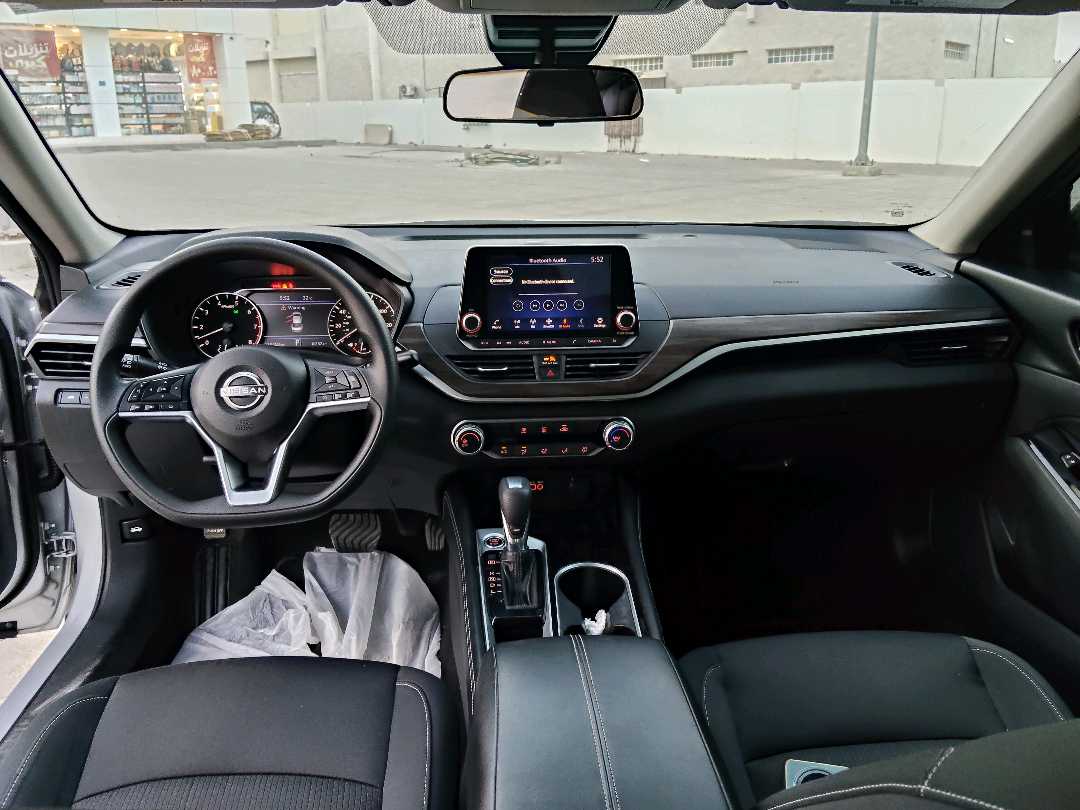 Car Image 2023 NISSAN ALTIMA SV