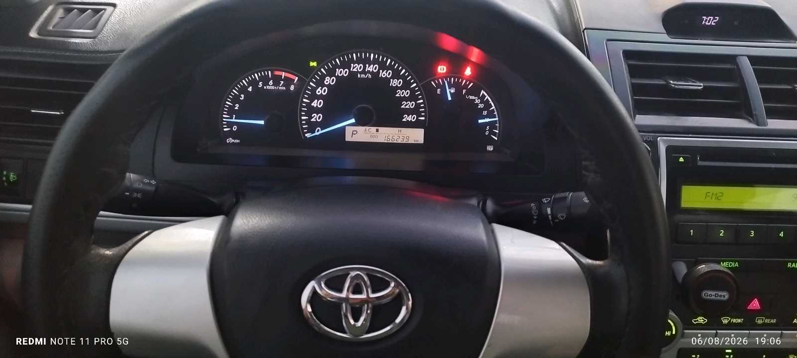 Car Image 2013 TOYOTA CAMRY SE