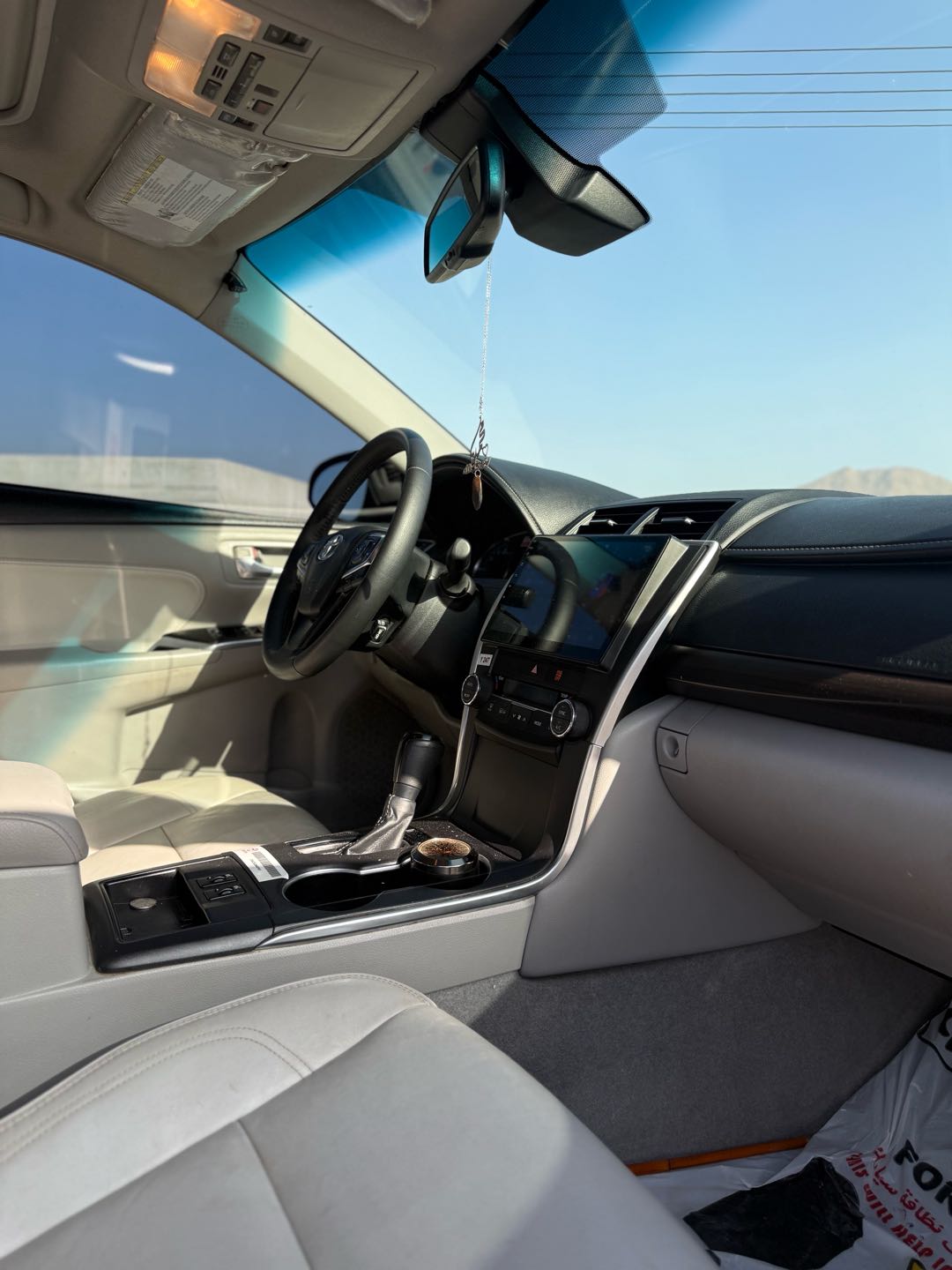 Car Image 2017 TOYOTA CAMRY XLE