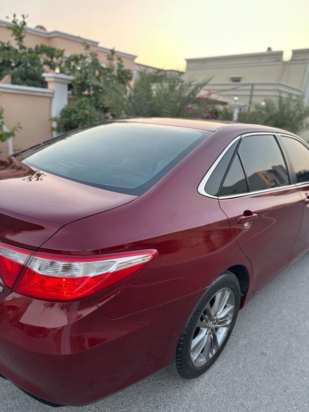 Car Image 2017 TOYOTA CAMRY SE