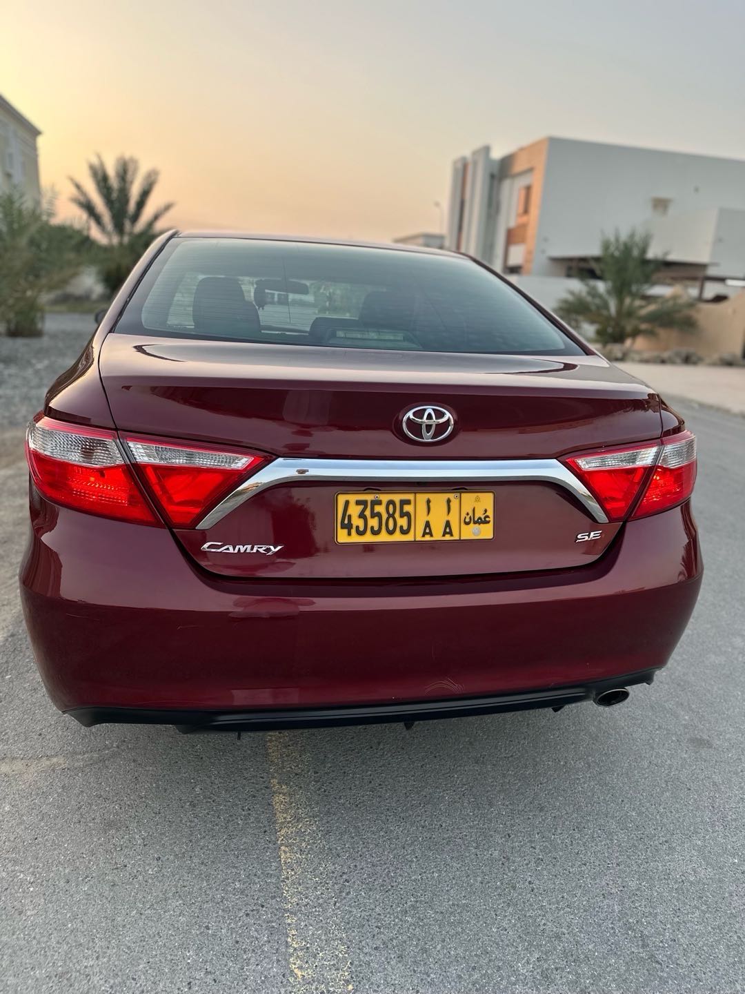 Car Image 2017 TOYOTA CAMRY SE