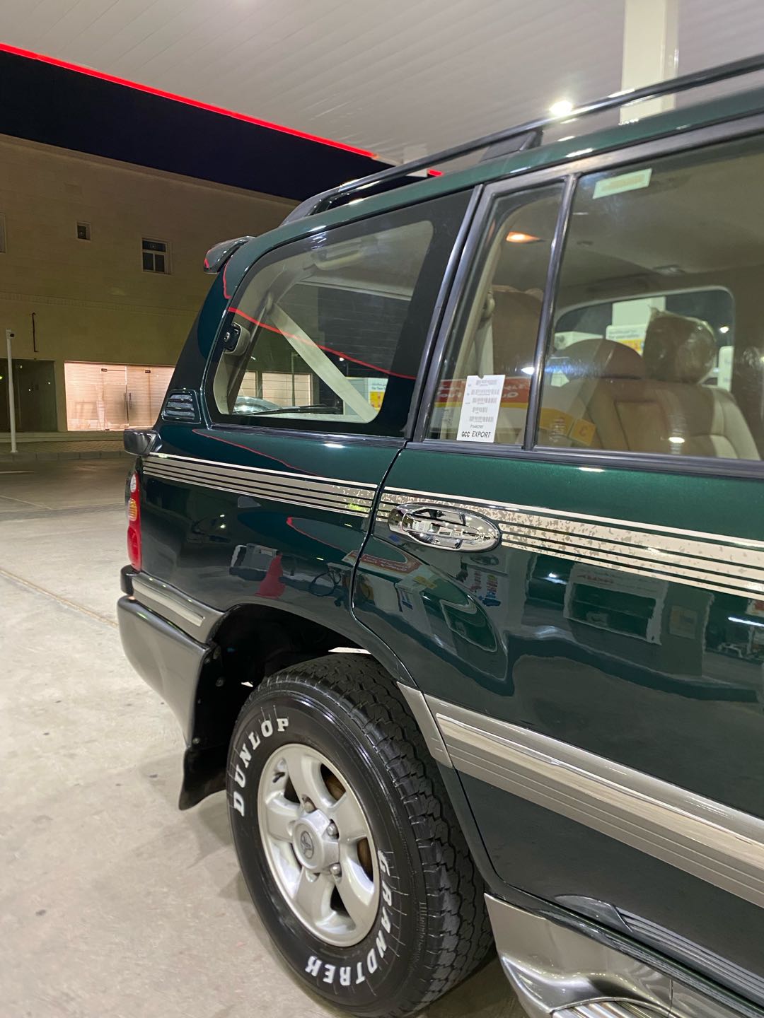 Car Image 1999 TOYOTA LAND CRUISER 