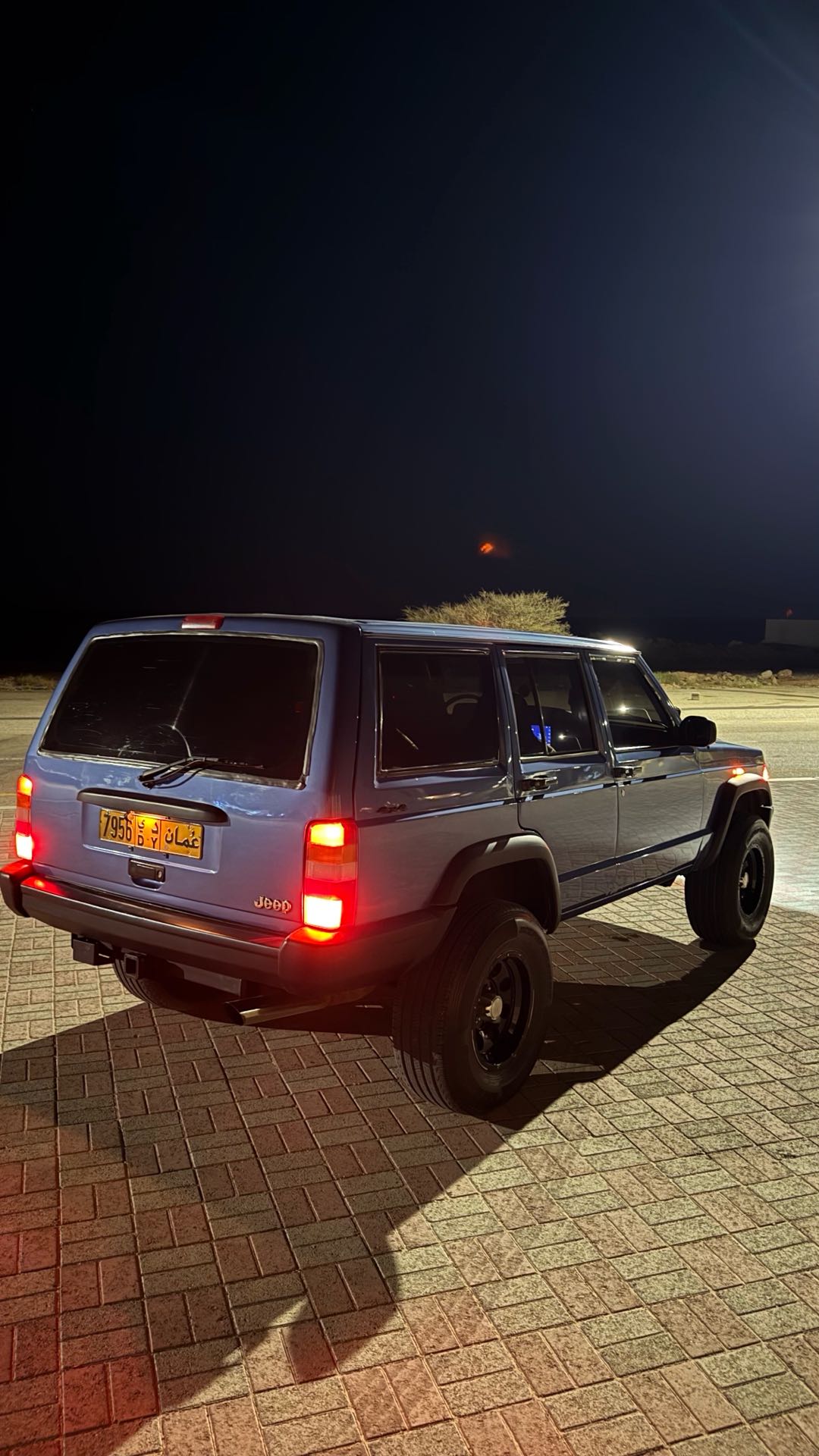 Car Image 1997 JEEP CHEROKEE 