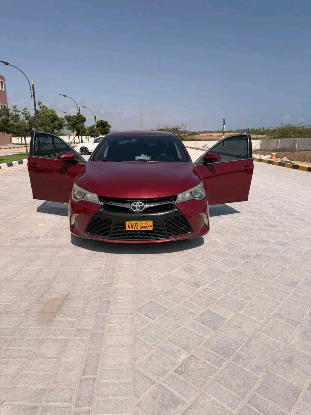 Car Image 2017 TOYOTA CAMRY XSE
