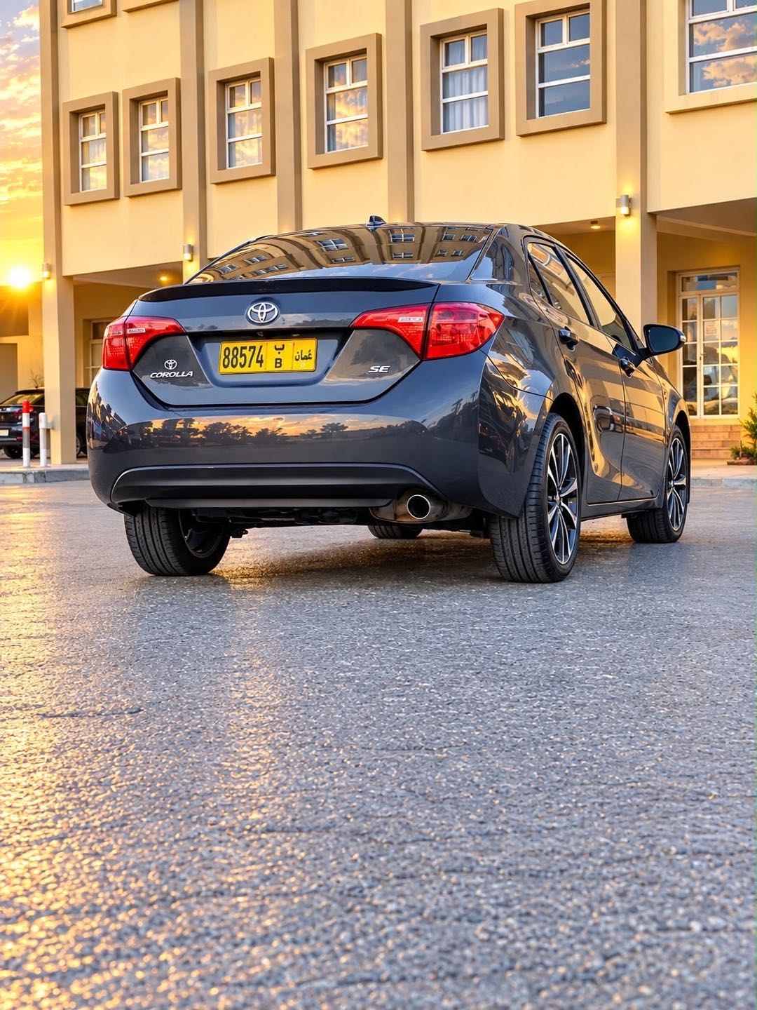 Car Image 2017 TOYOTA COROLLA SE