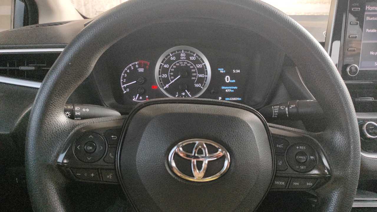 Car Image 2020 TOYOTA COROLLA LE