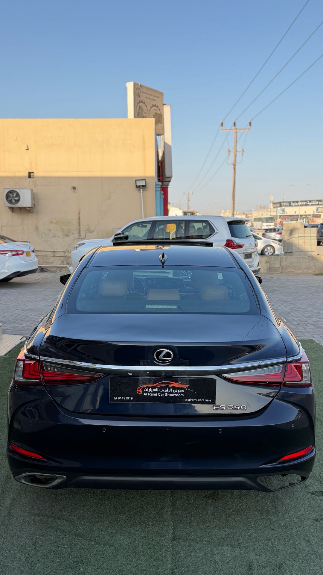 Car Image 2019 LEXUS ES 350