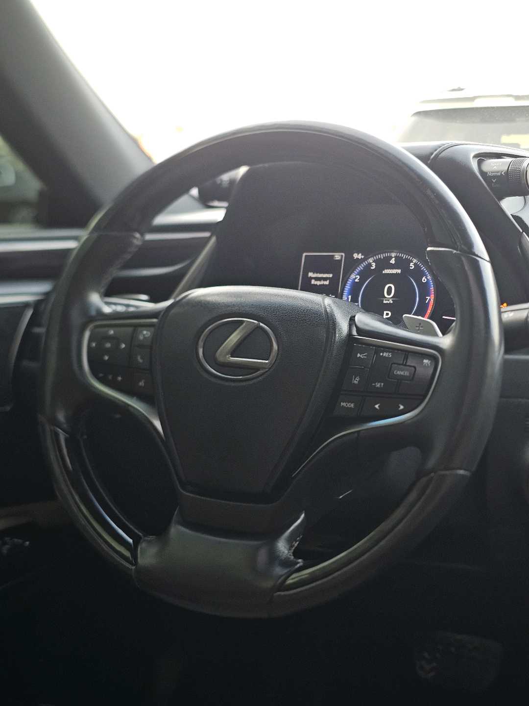 Car Image 2020 LEXUS ES Luxury