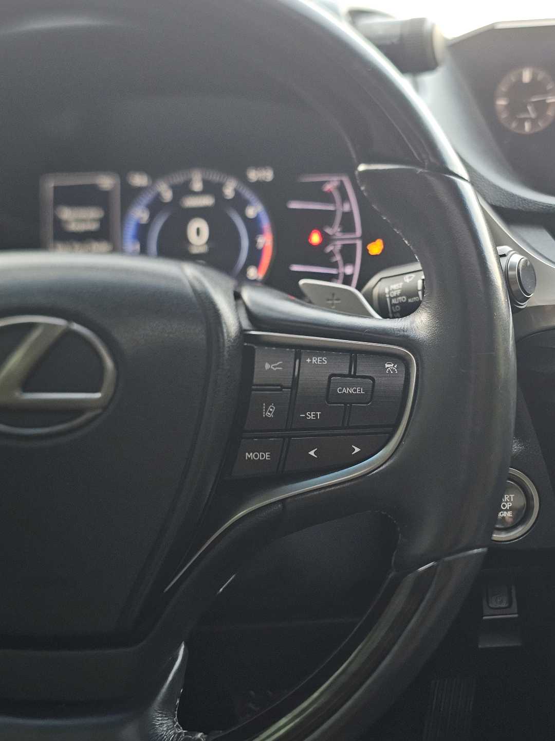 Car Image 2020 LEXUS ES Luxury