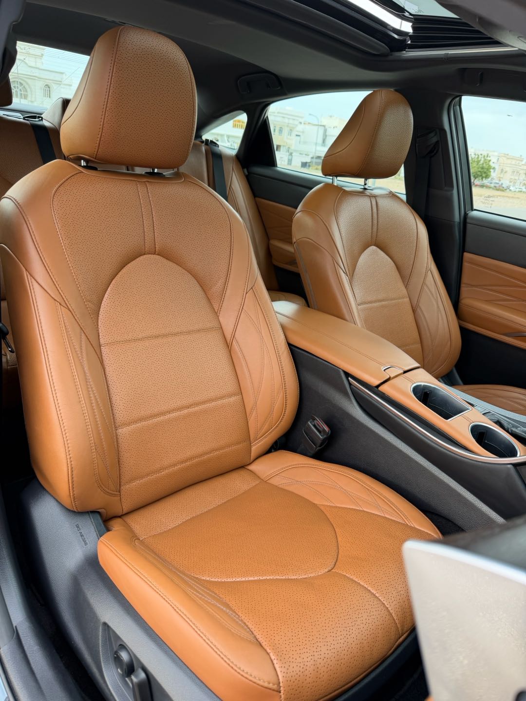 Car Image 2019 TOYOTA AVALON LIMITED