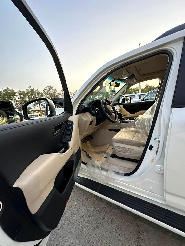 Car Image 2026 TOYOTA LAND CRUISER GX.R