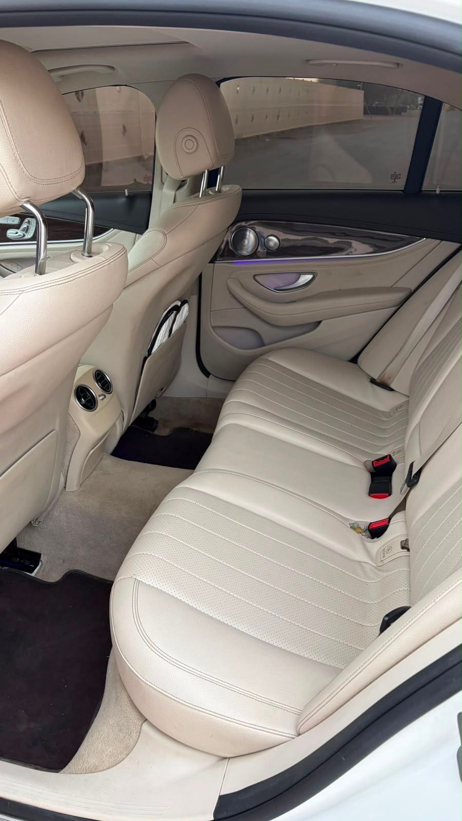 Car Image 2017 MERCEDES E Class 300